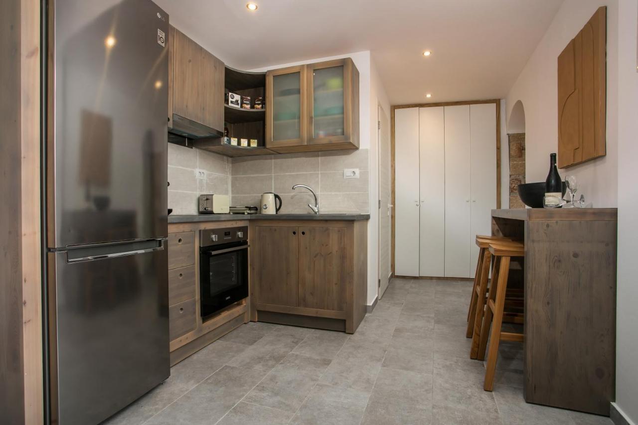 Pera Houses 2-Bedroom In The Center Of Lindos Exteriör bild